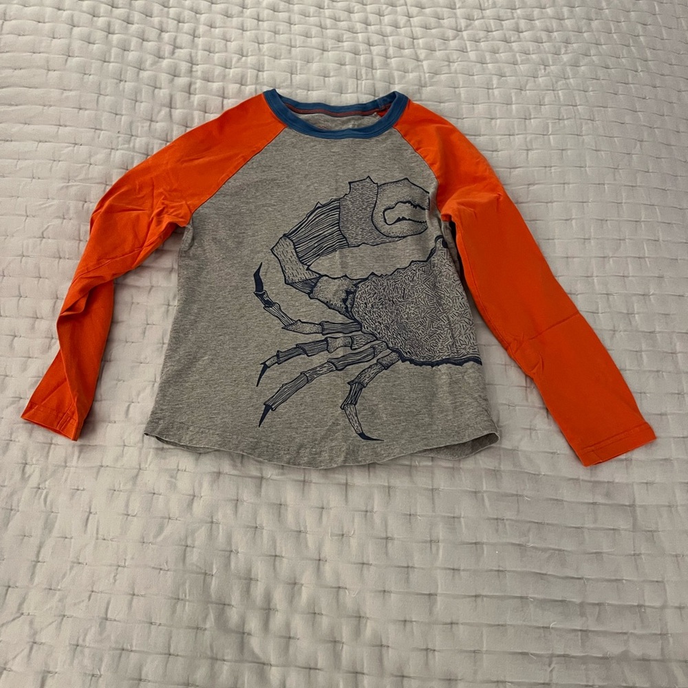 VGUC Mini Boden Crab Screen Print Raglan Shirt Size 7-8
